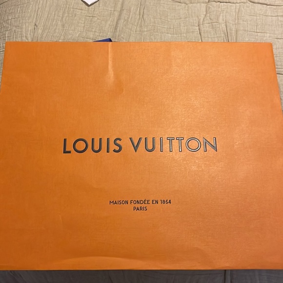 SOLD Louis Vuitton on the go PM - Picture 3 of 6